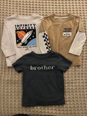 18 month Graphic T-shirt Bundle